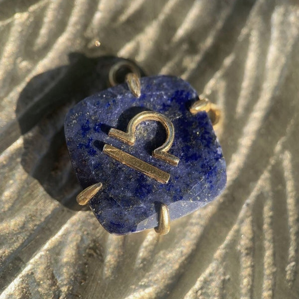 Pendentif lapis lazuli carré 20x20mm balance